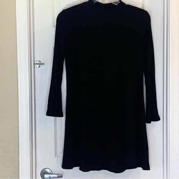 Old Navy Black Mock Turtleneck Ribbed Sweater Dress Size Large - Picture 1 of 8
